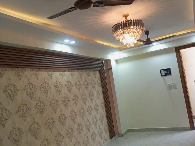 Resale | 2 BHK 1000 Sq.Ft. Apartment in Green Home