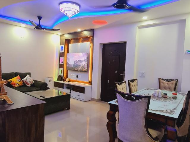 Resale | 2 BHK 1000 Sq.Ft. Apartment in KW Srishti