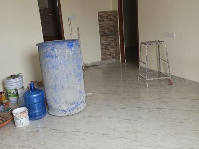 Resale | 2 BHK 1000 Sq.Ft. Apartment in Hydershakote