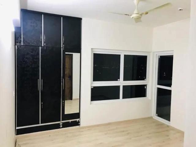 Resale | 2 BHK 1000 Sq.Ft. Apartment in M3M Woodshire