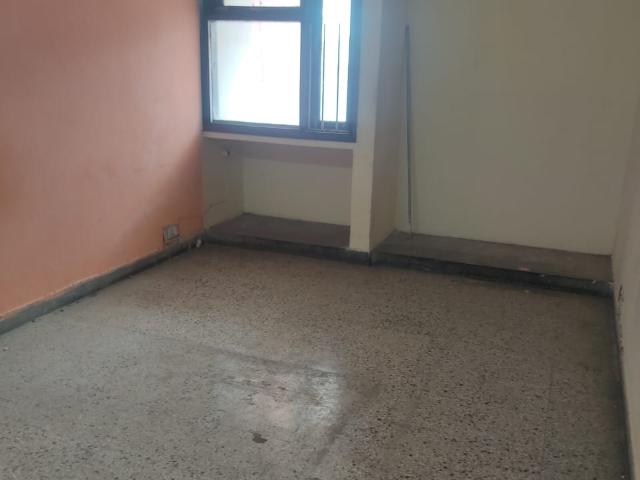 Resale | 2 BHK 1000 Sq.Ft. Apartment in Moon Light Appartment