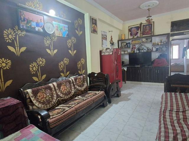 Resale | 2 BHK 1000 Sq.Ft. Apartment in Malkajgiri