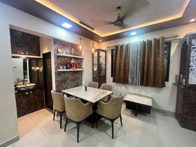 Resale | 2 BHK 1000 Sq.Ft. Apartment in Maruti Mount View