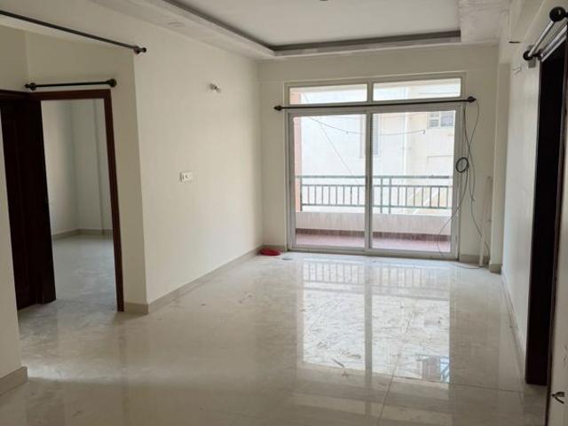 Resale | 2 BHK 1000 Sq.Ft. Apartment in New India Tanzanite