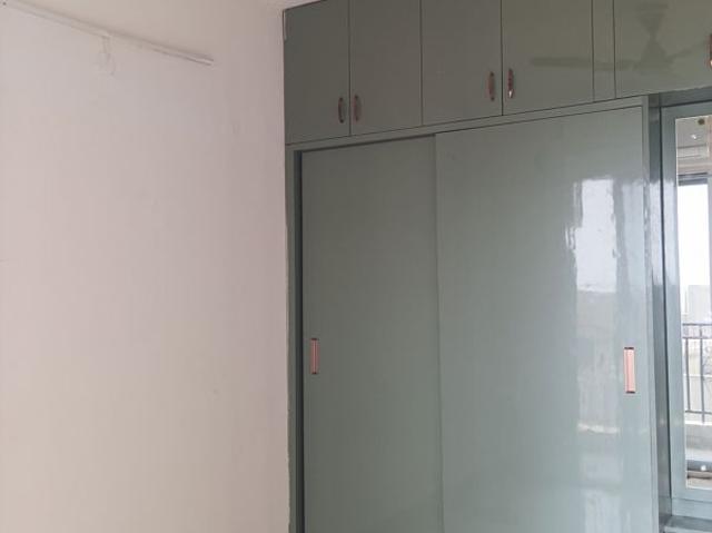Resale | 2 BHK 1000 Sq.Ft. Apartment in Signature Global Prime