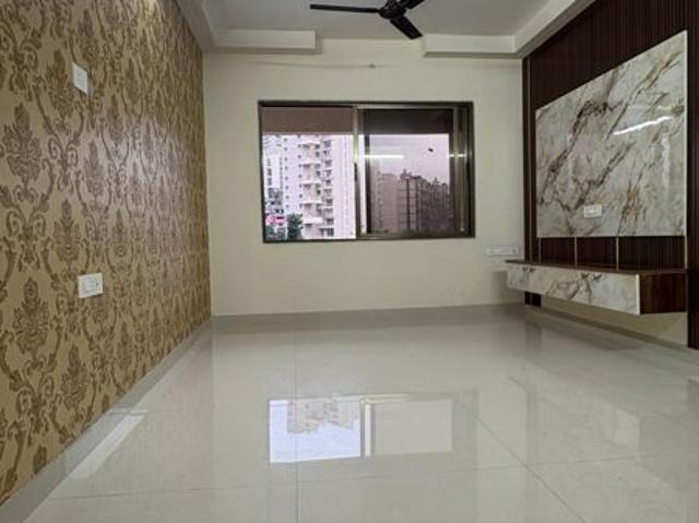 Resale | 2 BHK 1000 Sq.Ft. Apartment in Paradise Sai Symphony