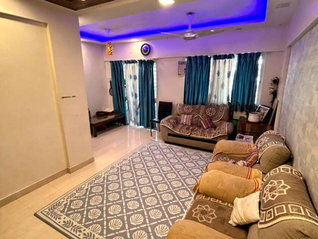 Resale | 2 BHK 1000 Sq.Ft. Apartment in Pimple Saudagar