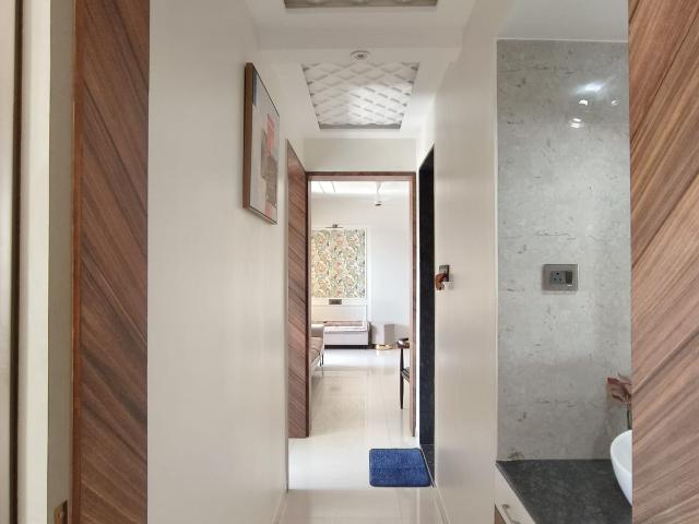 Resale | 2 BHK 1000 Sq.Ft. Apartment in The Construction Verve Apartments