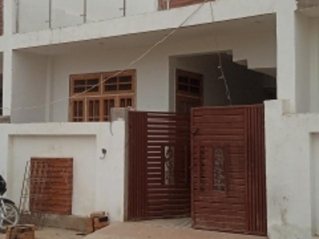 Resale | 2 BHK 1001 Sq.Ft. Villa in Yash Paradise