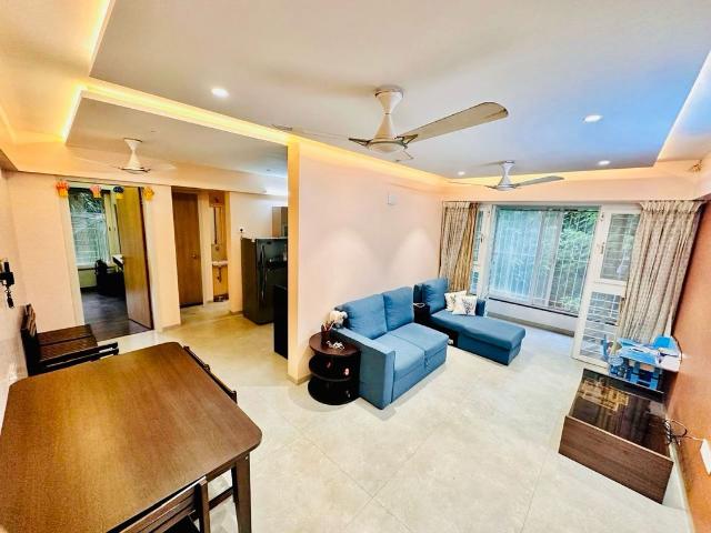 Resale | 2 BHK 1010 Sq.Ft. Apartment in Erandwane