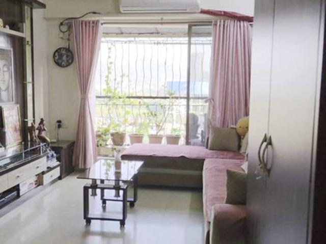 Resale | 2 BHK 1015 Sq.Ft. Apartment in Gaurav Woods