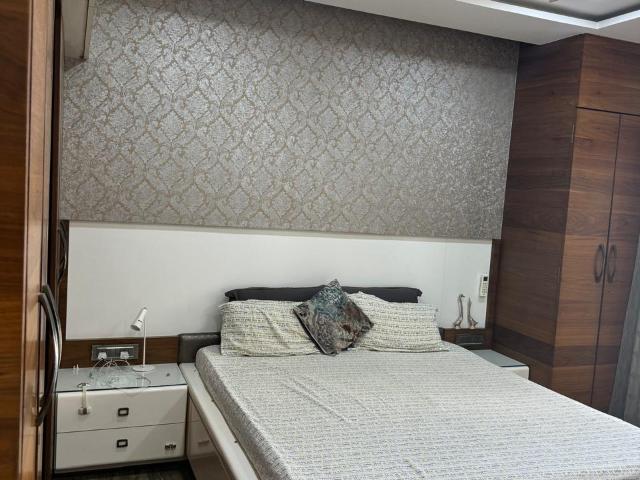 Resale | 2 BHK 1020 Sq.Ft. Apartment in DLH Imur
