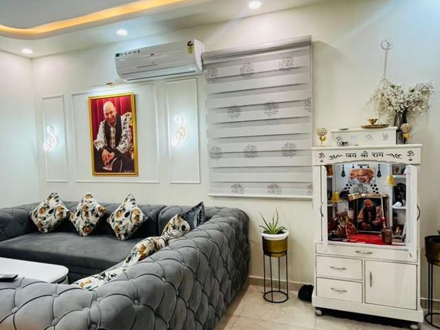 Resale | 2 BHK 1020 Sq.Ft. Apartment in MRG The Balcony