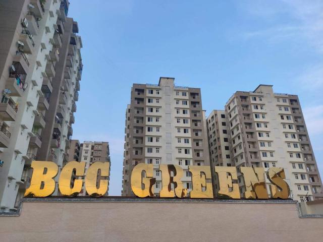 Resale | 2 BHK 1020 Sq.Ft. Apartment in Shri Balaji BCC Greens