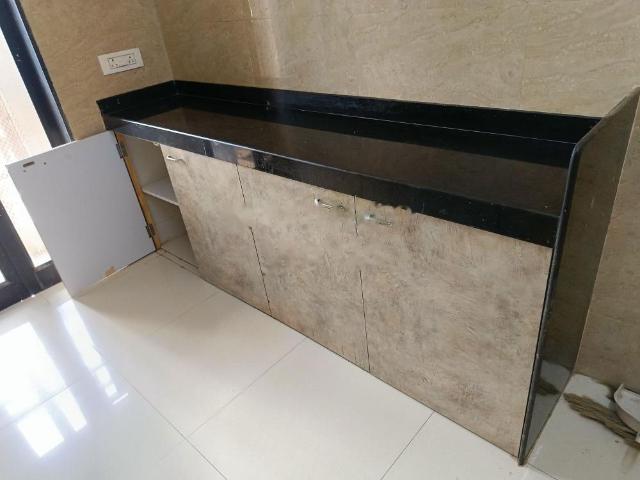 Resale | 2 BHK 1027 Sq.Ft. Apartment in Hubtown Hill Crest
