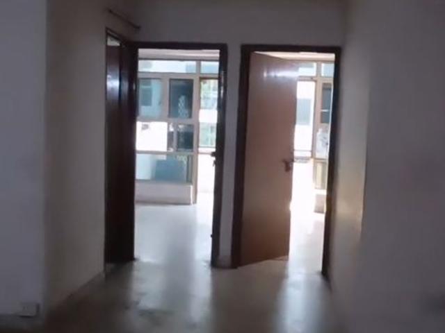 Resale | 2 BHK 1024 Sq.Ft. Apartment in Supertech Residency