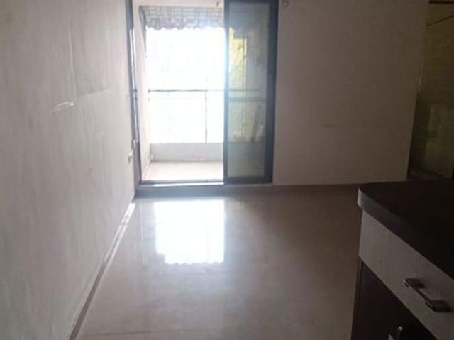 Resale | 2 BHK 1025 Sq.Ft. Apartment in Monarch Properties Luxuria