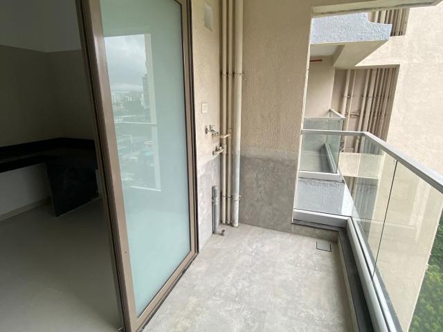 Resale | 2 BHK 1025 Sq.Ft. Apartment in Saheels Calysta