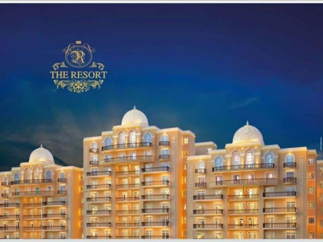 Resale | 2 BHK 1034 Sq.Ft. Apartment in Omaxe The Resort
