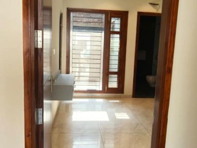 Resale | 2 BHK + 1143 Sq.Ft. Apartment in Sector 115