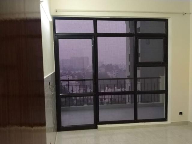 Resale | 2 BHK + 1142 Sq.Ft. Apartment in Cosmos Executive