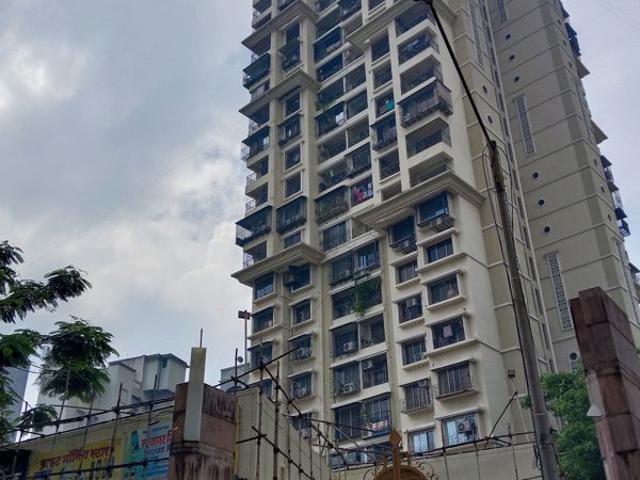 Resale | 2 BHK 1150 Sq.Ft. Apartment in Dimple Galassia