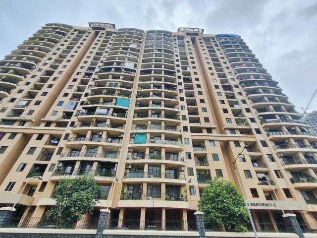 Resale | 2 BHK 1150 Sq.Ft. Apartment in K Raheja Raheja Residency
