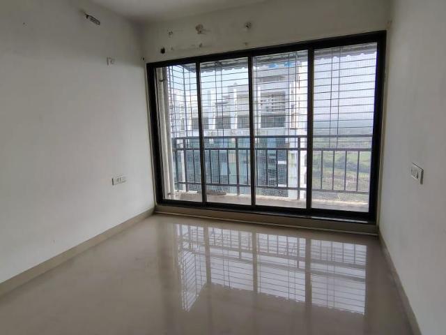 Resale | 2 BHK 1150 Sq.Ft. Apartment in Shah Royale