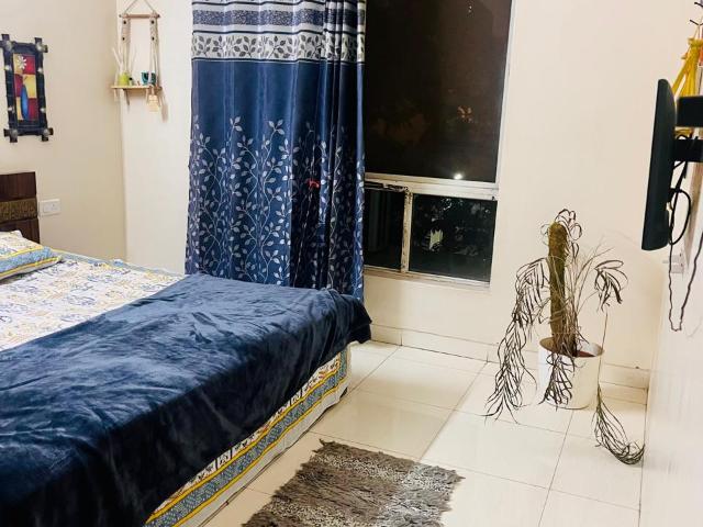 Resale | 2 BHK 1150 Sq.Ft. Apartment in Silver Oak