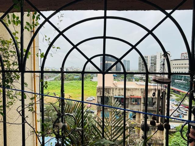 Resale | 2 BHK 1150 Sq.Ft. Apartment in Simran Sapphire