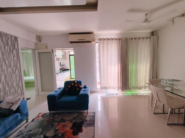 Resale | 2 BHK 1150 Sq.Ft. Apartment in Swaraj Daffodils Airoli
