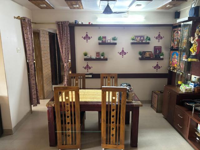 Resale | 2 BHK 1150 Sq.Ft. Apartment in Regency Estate