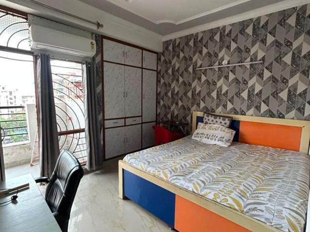 Resale | 2 BHK 1150 Sq.Ft. Apartment in Vasundhara Sector 5