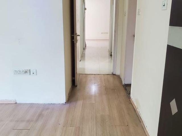 Resale | 2 BHK 1160 Sq.Ft. Apartment in Sheth Vasant Lawns