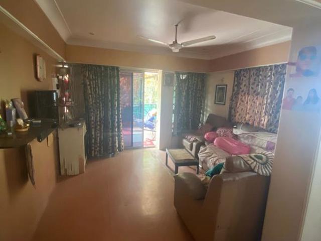 Resale | 2 BHK 1170 Sq.Ft. Apartment in Goel Ganga Florentina