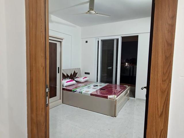 Resale | 2 BHK 1180 Sq.Ft. Apartment in Windwards CHS