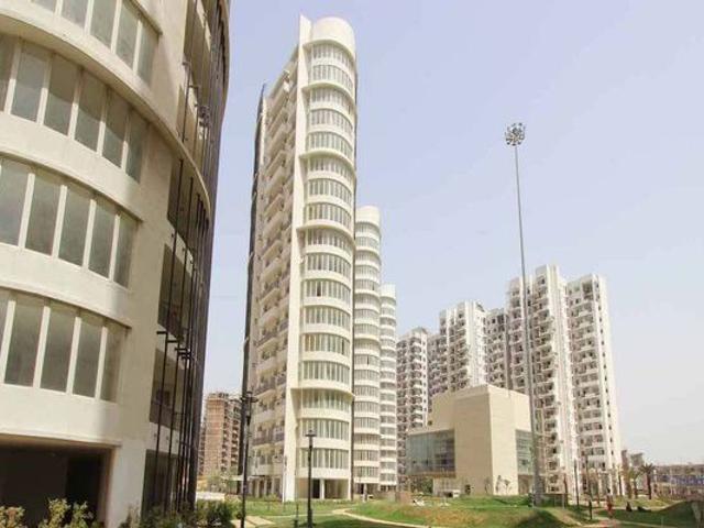 Resale | 2 BHK 1185 Sq.Ft. Apartment in Emaar Palm Terraces Select