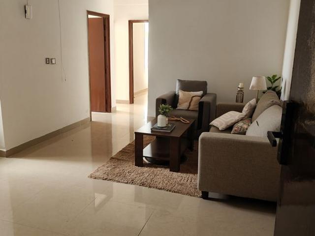 Resale | 2 BHK + 1185 Sq.Ft. Apartment in Signature Global City 81