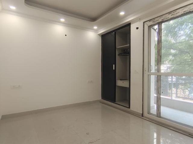 Resale | 2 BHK 1194 Sq.Ft. Apartment in Nyati Environ