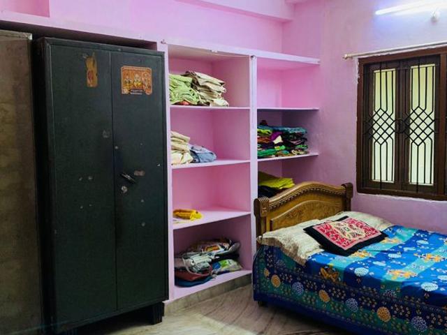 Resale | 2 BHK 1100 Sq.Ft. Apartment in Dharani Apartment Dilsukh Nagar