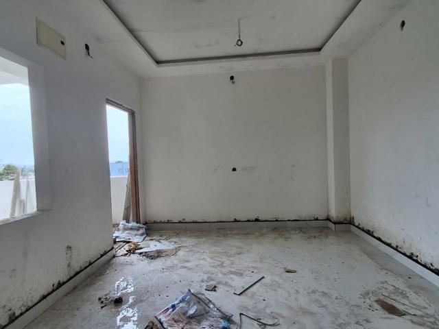 Resale | 2 BHK 1100 Sq.Ft. Apartment in Kapra