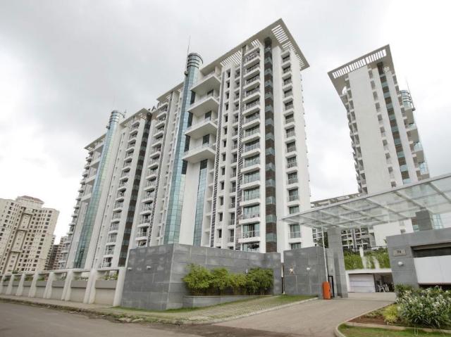 Resale | 2 BHK + 1100 Sq.Ft. Apartment in Kesar Harmony