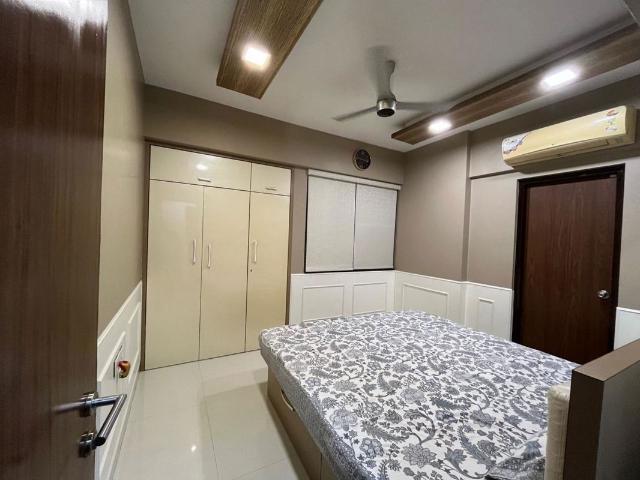 Resale | 2 BHK 1100 Sq.Ft. Apartment in Lodha Grandezza