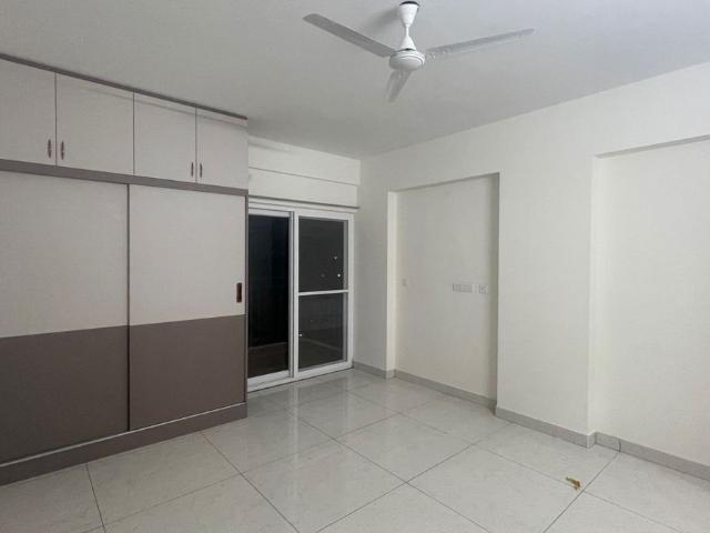 Resale | 2 BHK 1100 Sq.Ft. Apartment in Navami Chamara Heights