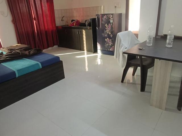 Resale | 2 BHK 1100 Sq.Ft. Apartment in Nerul