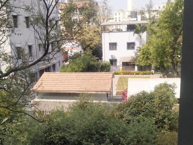Resale | 2 BHK 1100 Sq.Ft. Apartment in Nyati Elite