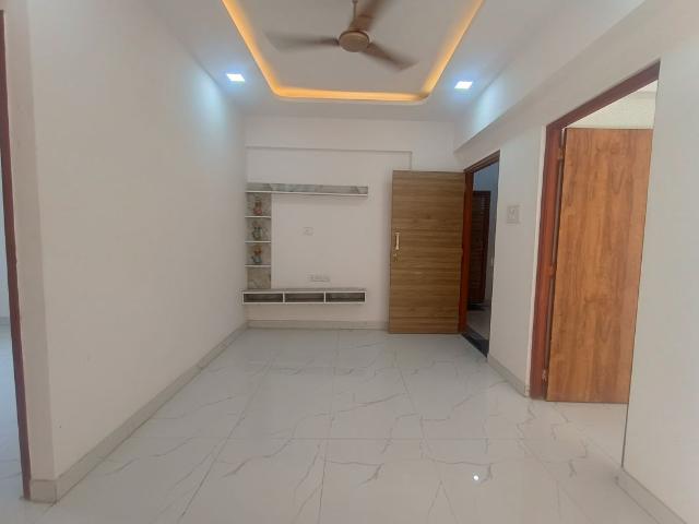 Resale | 2 BHK 1100 Sq.Ft. Apartment in Sairaj Mohan Plaza