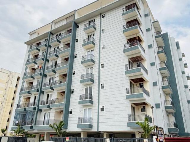Resale | 2 BHK + 1100 Sq.Ft. Apartment in Sky 9