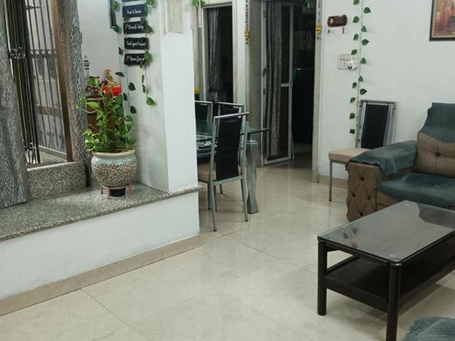 Resale | 2 BHK 1100 Sq.Ft. Apartment in Parimal Apartment