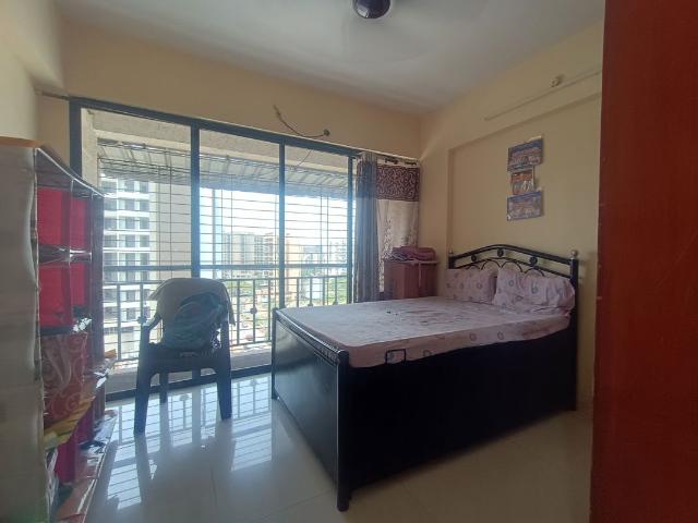 Resale | 2 BHK 1100 Sq.Ft. Apartment in Prathmesh Platinum